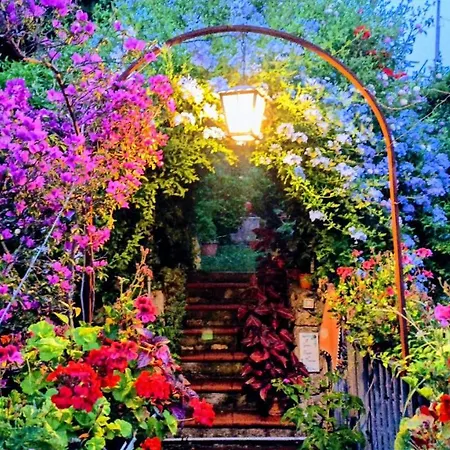 アパート The Secret Garden - Casa Di Sery *