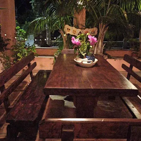 アパート The Secret Garden - Casa Di Sery